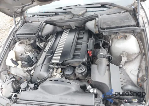 2002 BMW 525 from USA, damaged, VIN WBADT33472GF41985